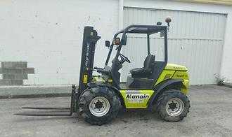 Used Forklift Truck AGRIA TW25-4 DIESEL VIERRADFRONTSTAPLER (13027966) backdrop