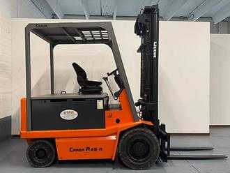 Used Forklift Truck CARER R45-N ELEKTRO VIERRADFRONTSTAPLER (12958546) backdrop