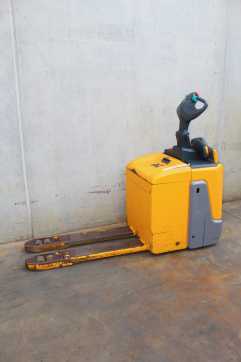 Used Forklift Truck JUNGHEINRICH ERE 120 ELEKTRO NIEDERHUBWAGENSEMIELEKTRISCH (13071084)
