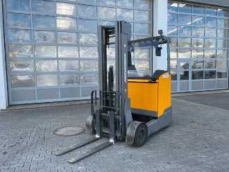 Used Forklift Truck JUNGHEINRICH ETV C16 / Triplex 5.72m / SS / nur 3.022h / 2016 DIESEL SCHUBMASTSTAPLER (13061452)