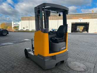 Used Forklift Truck JUNGHEINRICH ETV C16 / Triplex 5.72m / SS / nur 3.228h / 2016 DIESEL SCHUBMASTSTAPLER (13024728)