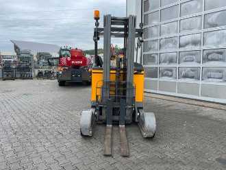 Used Forklift Truck JUNGHEINRICH ETV C16 / Triplex 5.72m / SS / nur 929h / 2016 DIESEL SCHUBMASTSTAPLER (13067425)