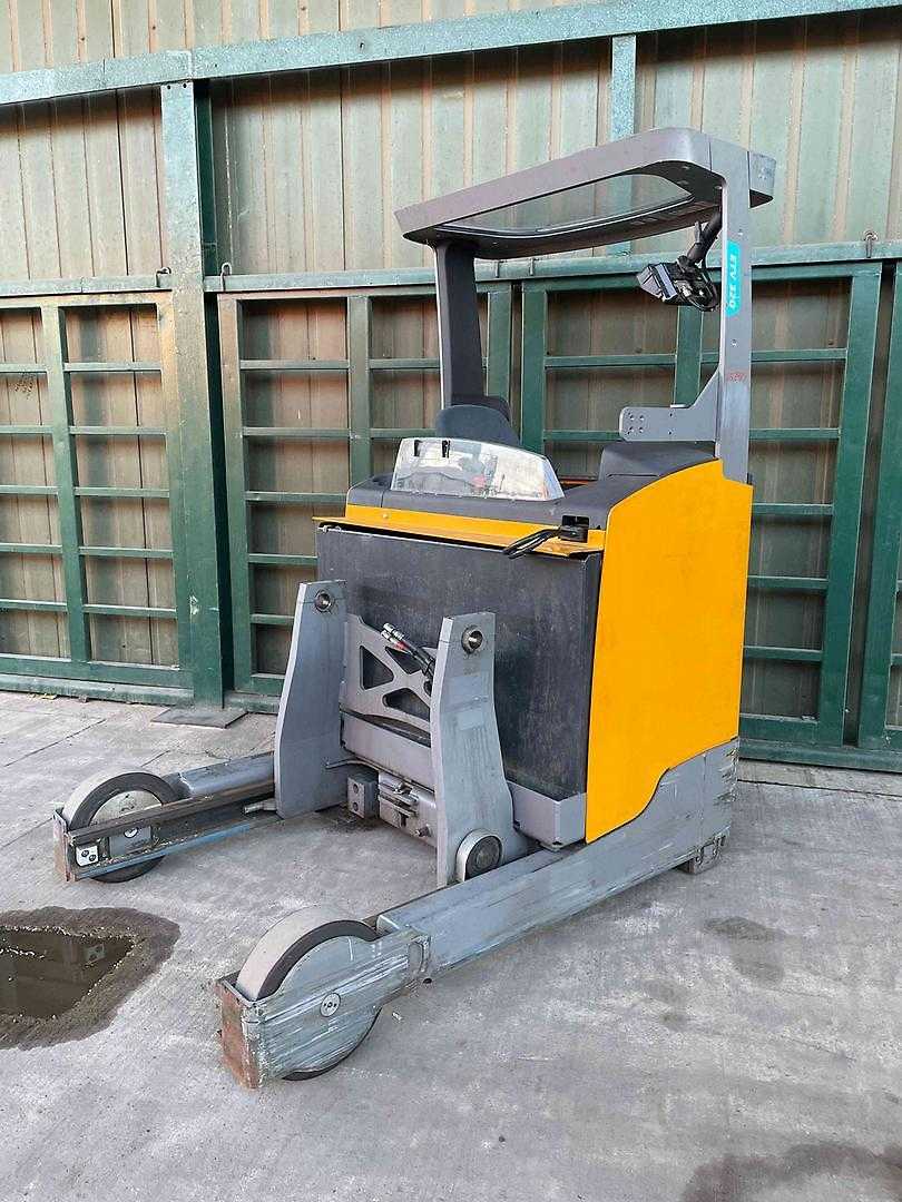 Used Forklift Truck JUNGHEINRICH ETV320 ELEKTRO SCHUBMASTSTAPLER (13029610)