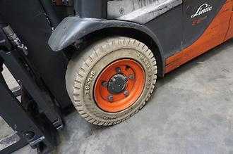 Used Forklift Truck LINDE E 12-02 - Nur 3.150 Stunden ELEKTRO DREIRADFRONTSTAPLER (13076365)