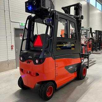 Used Forklift Truck LINDE E35HL ELEKTRO VIERRADFRONTSTAPLER (13075741)