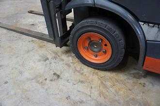 Used Forklift Truck LINDE H 14D-01 - Triplex DIESEL VIERRADFRONTSTAPLER (13075827)