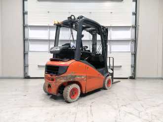 Used Forklift Truck LINDE H16T-01 GAS VIERRADFRONTSTAPLER (12816745)