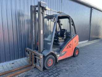 Used Forklift Truck LINDE H25D-02 DIESEL VIERRADFRONTSTAPLER (13017239) backdrop