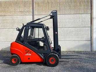 Used Forklift Truck LINDE H30T-01 GAS VIERRADFRONTSTAPLER (13076429)