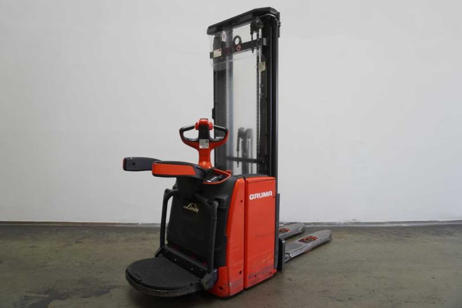 Used Forklift Truck LINDE L 16 AP i 1173 ELEKTRO HOCHHUBWAGENFAHRERSTAND (13076116)