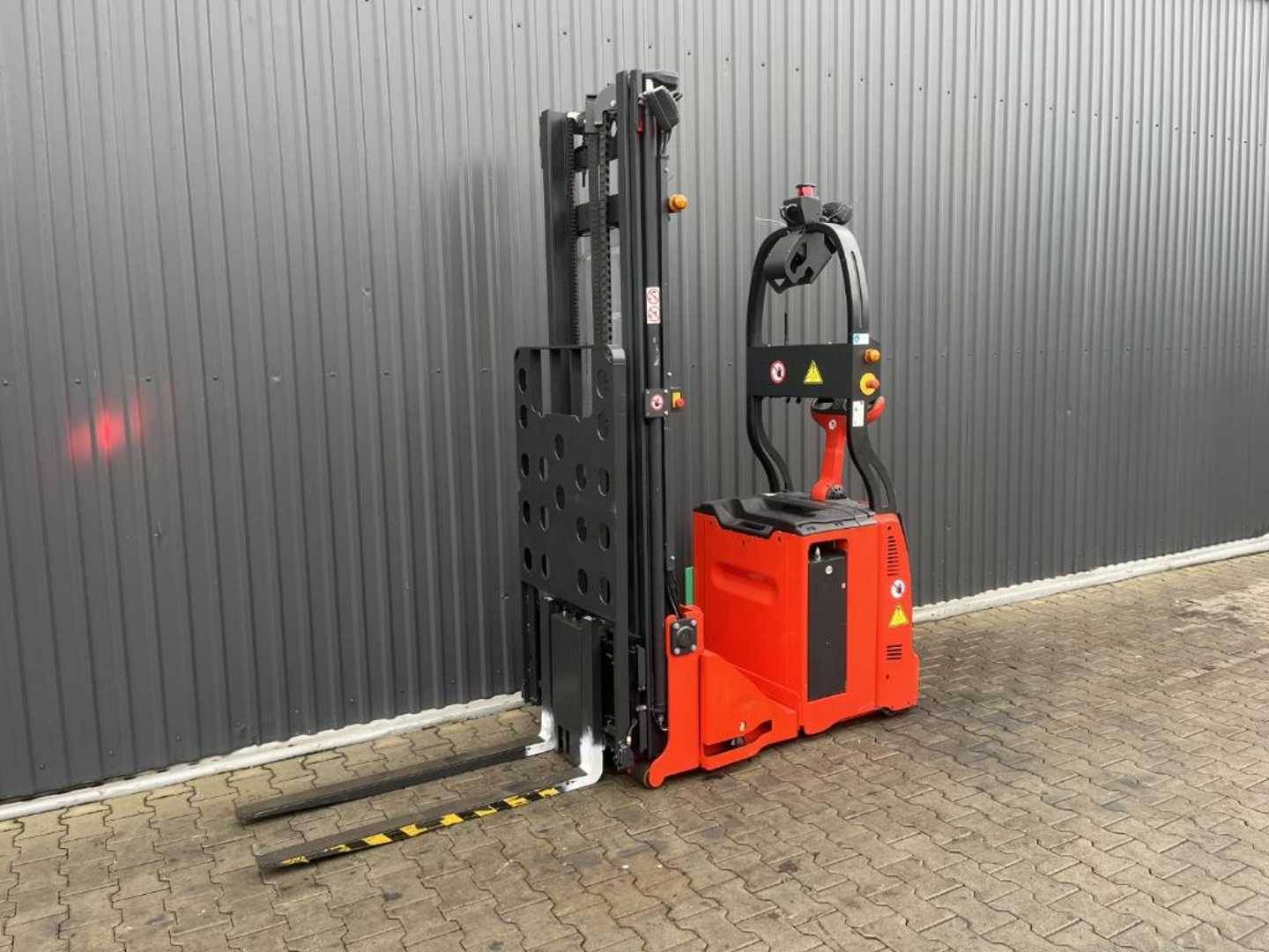 Used Forklift Truck LINDE L-Matic ELEKTRO HOCHHUBWAGENDEICHSEL (13073641)