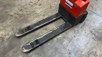 Used Forklift Truck LINDE MT 15 ELEKTRO NIEDERHUBWAGENDEICHSEL (13076200)