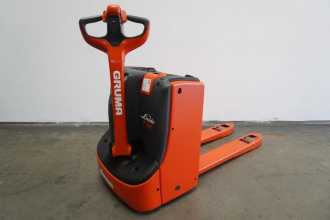 Used Forklift Truck LINDE T 18 1152 ELEKTRO NIEDERHUBWAGENDEICHSEL (13034571) backdrop