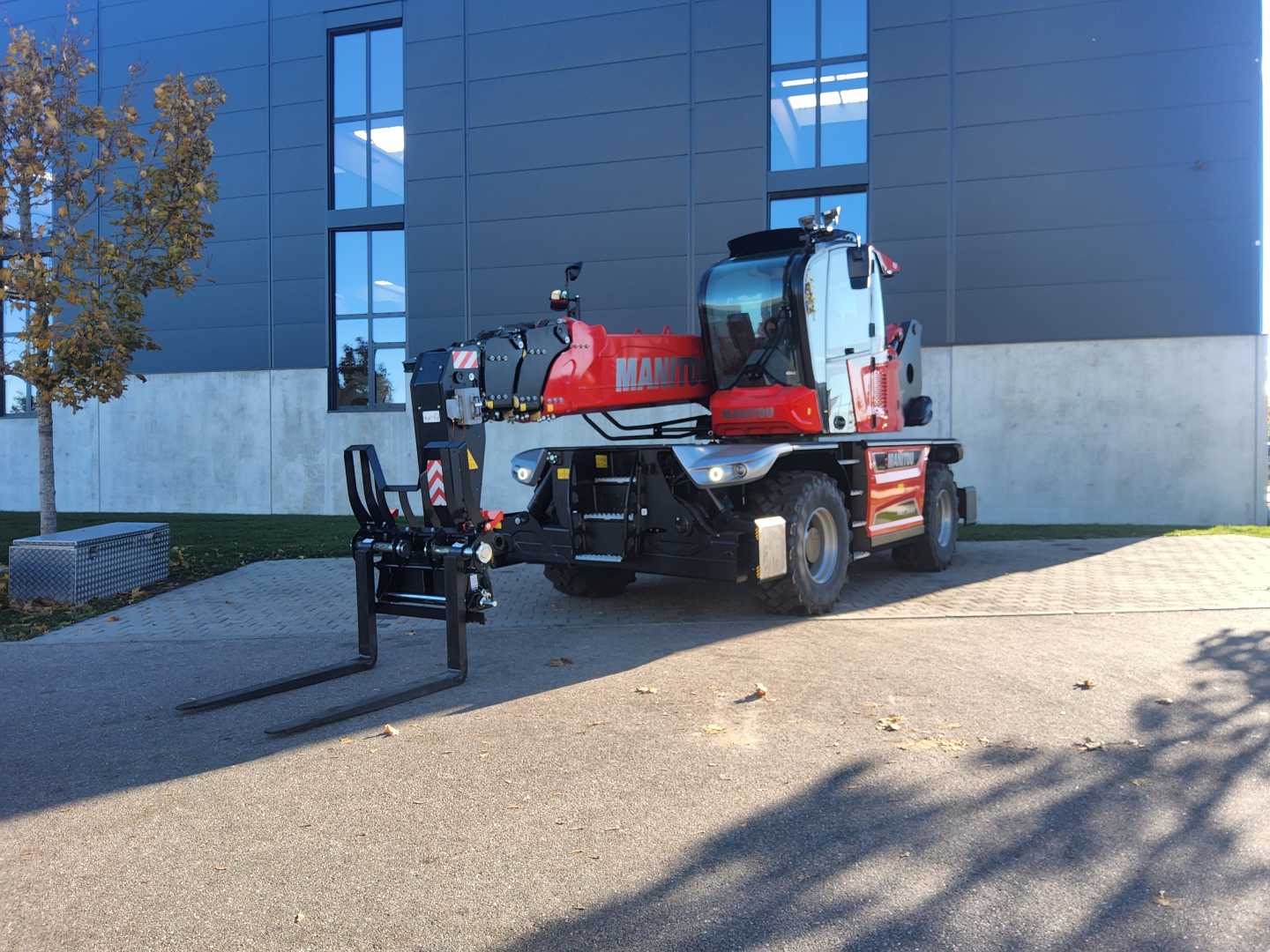 Used Forklift Truck MANITOU MRT 2660 vision DIESEL TELESKOPARMSTAPLER (13075617)