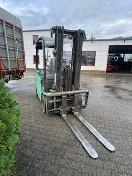 Used Forklift Truck MITSUBISHI FB 35N-80E ELEKTRO VIERRADFRONTSTAPLER (12996771) backdrop