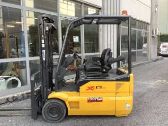 Used Forklift Truck OM XE 18 ELEKTRO DREIRADFRONTSTAPLER (13076400)