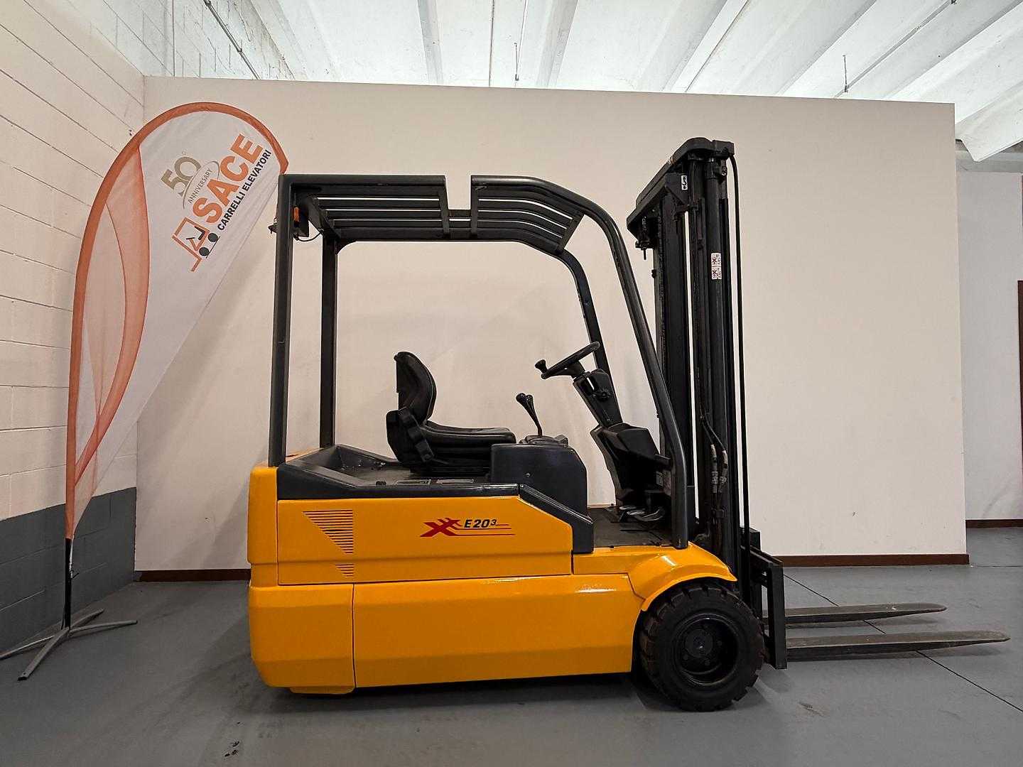 Used Forklift Truck OM XE 20 3 ELEKTRO DREIRADFRONTSTAPLER (13002120)