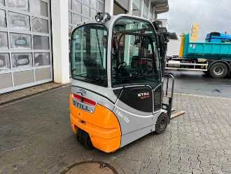Used Forklift Truck STILL RX 20-14 / Triplex: 4,3m / nur 1.212h! / SS ELEKTRO VIERRADFRONTSTAPLER (13024768)