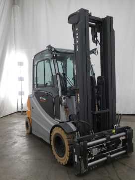 Used Forklift Truck STILL RX60-50/600 ELEKTRO VIERRADFRONTSTAPLER (13075641) backdrop