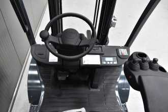 Used Forklift Truck TOYOTA 02-8FGF25 /58291/ GAS VIERRADFRONTSTAPLER (13066175)