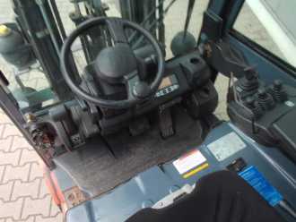Used Forklift Truck TOYOTA 8 FBMT 18 ELEKTRO VIERRADFRONTSTAPLER (13076415)