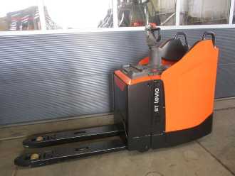 Used Forklift Truck TOYOTA LPE200 ELEKTRO NIEDERHUBWAGENFAHRERSTAND (13075565)