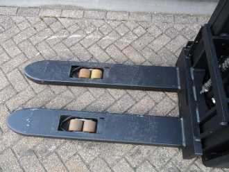 Used Forklift Truck TOYOTA SWE160 ELEKTRO HOCHHUBWAGENDEICHSEL (13049578)