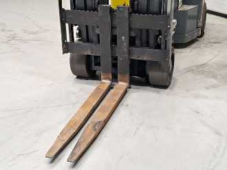 Carretilla elevadora segunda mano AISLE_MASTER 20SHE ELEKTRO VIERRADFRONTSTAPLER (12917034)