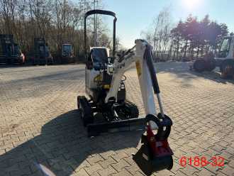 Carretilla elevadora segunda mano BOBCAT E 10 z V HANDSEMI WEITERE (13029042)