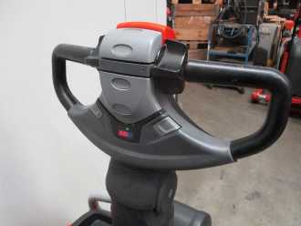 Carretilla elevadora segunda mano BT LPE200 ELEKTRO NIEDERHUBWAGENFAHRERSTAND (13071614)