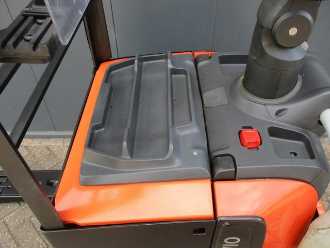 Carretilla elevadora segunda mano BT LPE200 ELEKTRO NIEDERHUBWAGENFAHRERSTAND (13071685)