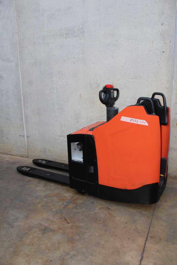 Carretilla elevadora segunda mano BT LPE200 LI-ION ELEKTRO NIEDERHUBWAGENSEMIELEKTRISCH (13063108)