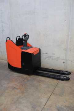 Carretilla elevadora segunda mano BT LPE200 LI-ION ELEKTRO NIEDERHUBWAGENSEMIELEKTRISCH (13063108)