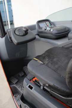 Carretilla elevadora segunda mano BT RRE 160 H ELEKTRO SCHUBMASTSTAPLER (13036867)