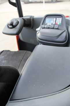 Carretilla elevadora segunda mano BT RRE 160 H ELEKTRO SCHUBMASTSTAPLER (13036867)