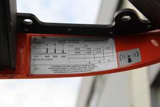 Carretilla elevadora segunda mano BT RRE 160 H ELEKTRO SCHUBMASTSTAPLER (13036867)