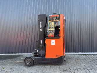 Carretilla elevadora segunda mano BT RRE160HR ELEKTRO SCHUBMASTSTAPLER (13075658)