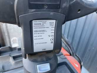Carretilla elevadora segunda mano BT SPE200D ELEKTRO HOCHHUBWAGENFAHRERSTAND (13017791)
