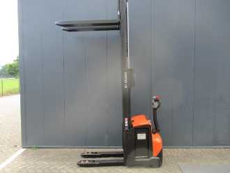 Carretilla elevadora segunda mano BT SWE140L ELEKTRO HOCHHUBWAGENDEICHSEL (13071578)