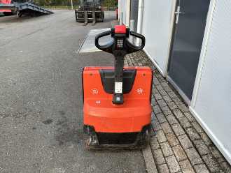 Carretilla elevadora segunda mano BT Toyota LWE160 ELEKTRO NIEDERHUBWAGENSEMIELEKTRISCH (13075290)