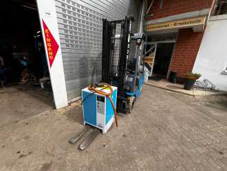 Carretilla elevadora segunda mano BYD ECB16B ELEKTRO DREIRADFRONTSTAPLER (12929489)