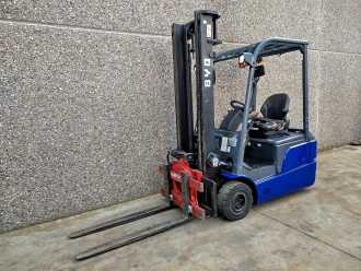 Carretilla elevadora segunda mano BYD ECB16C ELEKTRO DREIRADFRONTSTAPLER (13027392) backdrop