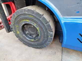 Carretilla elevadora segunda mano BYD ECB16C ELEKTRO DREIRADFRONTSTAPLER (13027392)