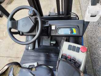 Carretilla elevadora segunda mano BYD ECB16C ELEKTRO DREIRADFRONTSTAPLER (13027392)