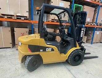 Carretilla elevadora segunda mano CATERPILLAR DP30NTD DIESEL VIERRADFRONTSTAPLER (12969946)