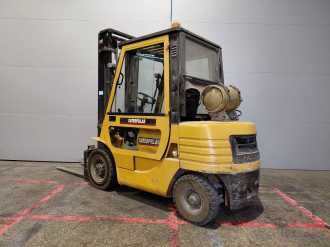 Carretilla elevadora segunda mano CATERPILLAR GP25 GAS VIERRADFRONTSTAPLER (13069404)