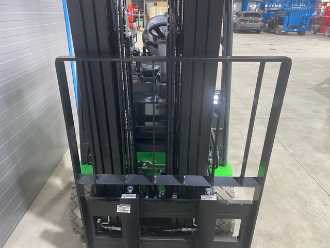 Carretilla elevadora segunda mano CESAB B318II ELEKTRO DREIRADFRONTSTAPLER (13058046)