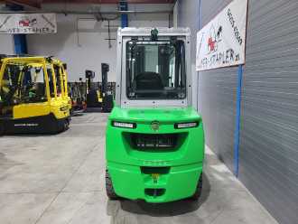 Carretilla elevadora segunda mano CESAB M335H-DV DIESEL VIERRADFRONTSTAPLER (13058095)