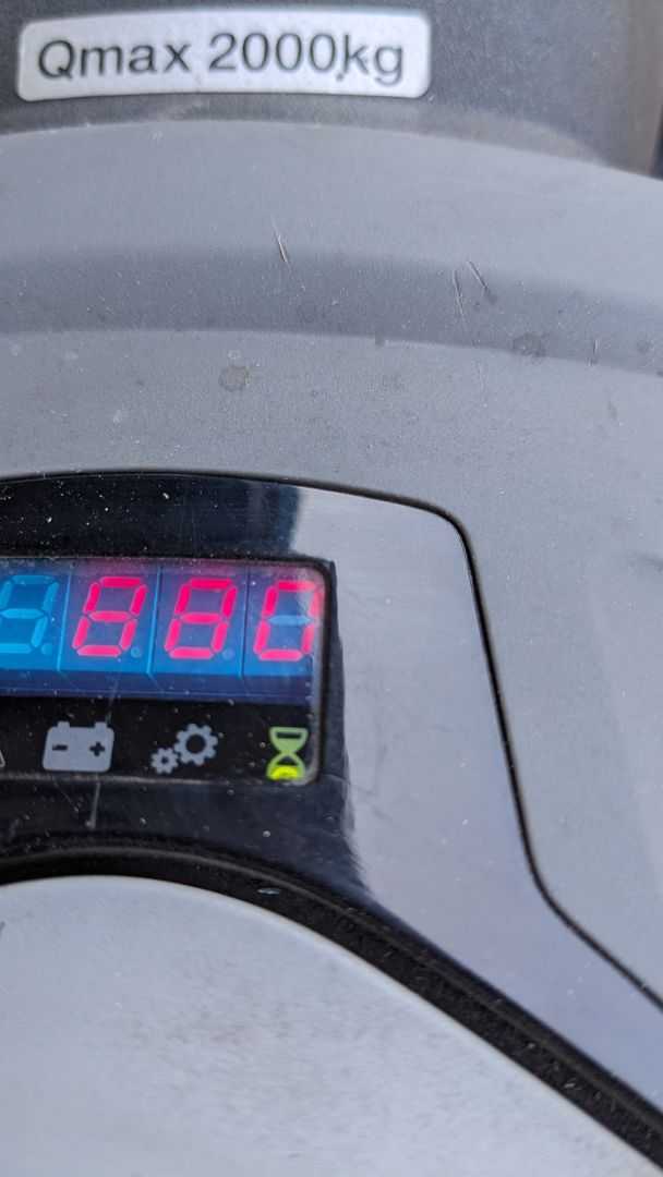 Carretilla elevadora segunda mano CESAB transpalette conducteur porté debout ELEKTRO NIEDERHUBWAGENFAHRERSITZ (13046107)