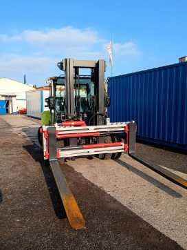 Carretilla elevadora segunda mano CLARK C80D DIESEL VIERRADFRONTSTAPLER (12962088)